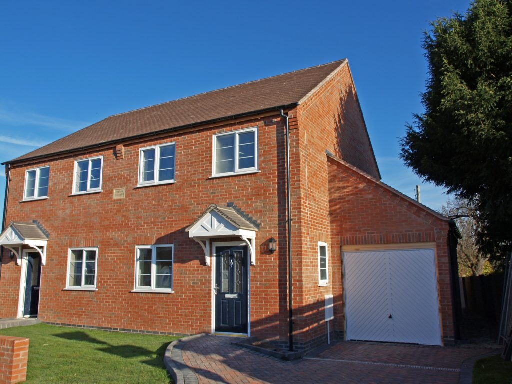 Corner Cottages Hanley Swan CDC Bespoke Properties