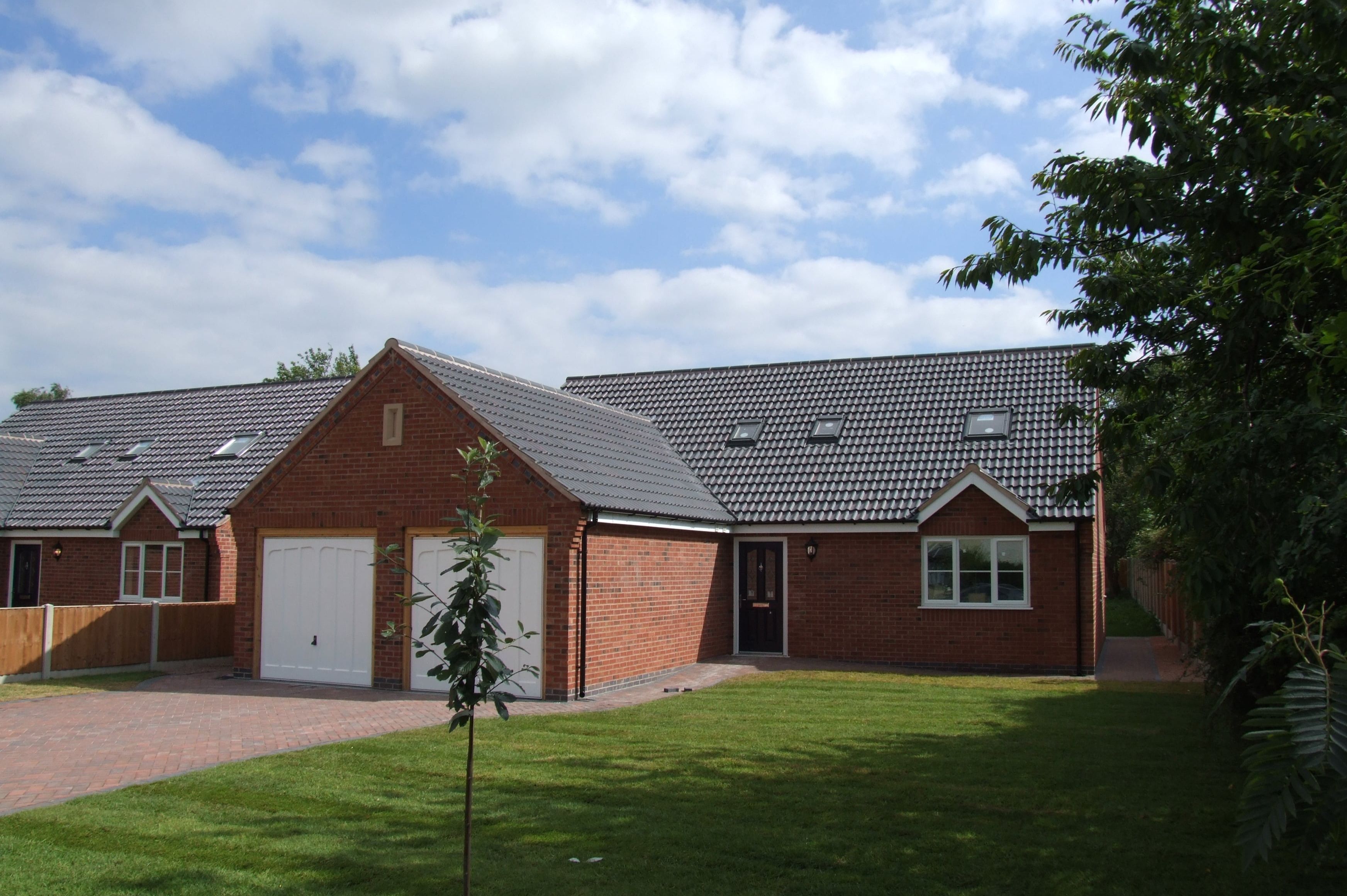 Corner Cottages Hanley Swan CDC Bespoke Properties