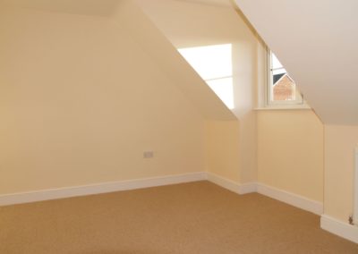 27 Woodrow Lane, bed 1